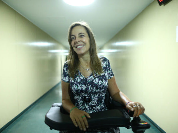Esclerose Múltipla: precisamos nos aproximar desse tema